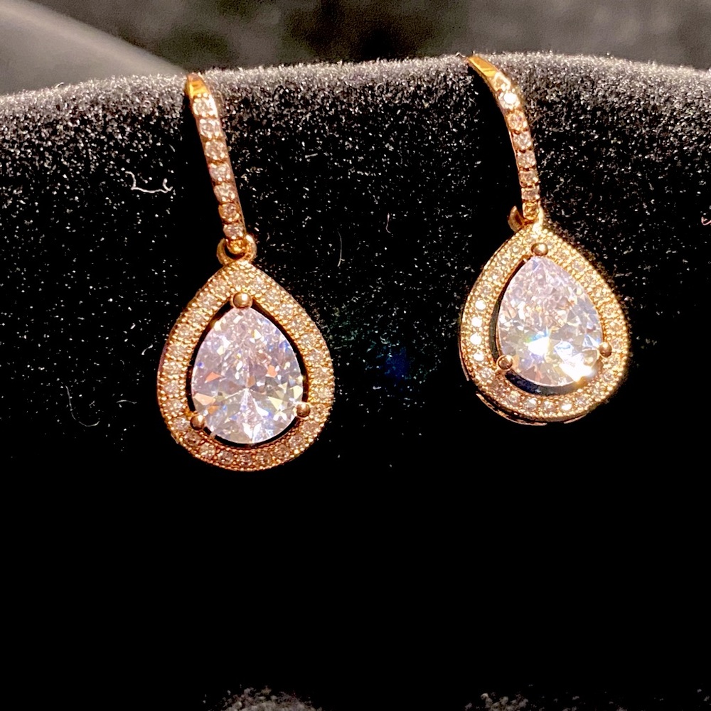 Rose gold tear drop earrings with crystals